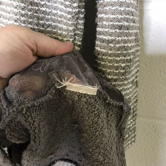 Angel of the North Women’s Tunic Sweater Asymmetrical Hem Round Neck Size Large - Picture 11 of 12